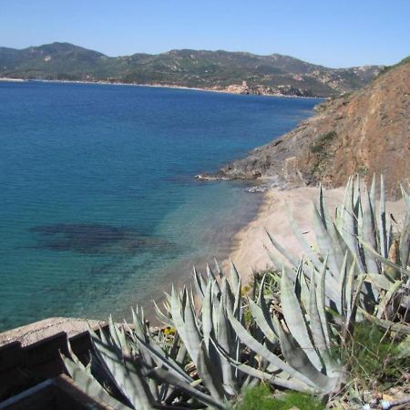 Appartamento Sul Mare Теулада Экстерьер фото